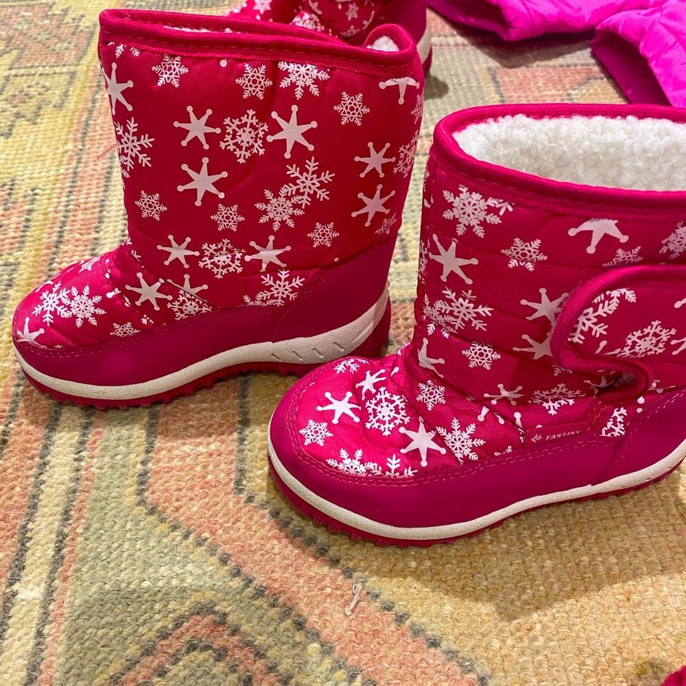 Snow boots kids